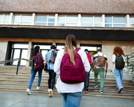 As Teen Boys Shift Toward Conservatism, the Emergence of the 'Relaxed Female' Phenomenon Grows Visible